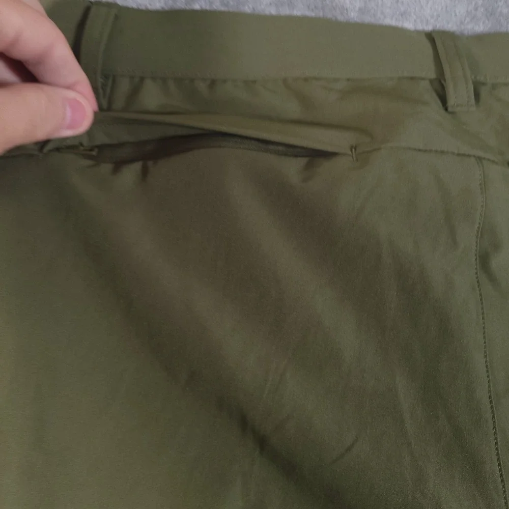 Fabletics Chino Golf Sport Casual Mens 32 x 34 Green Performance Only Chino